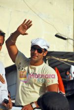 Salman Khan campaigns for Baba Siddiqui in Juhu, Mumbai on 8th Oct 2009 (7).JPG